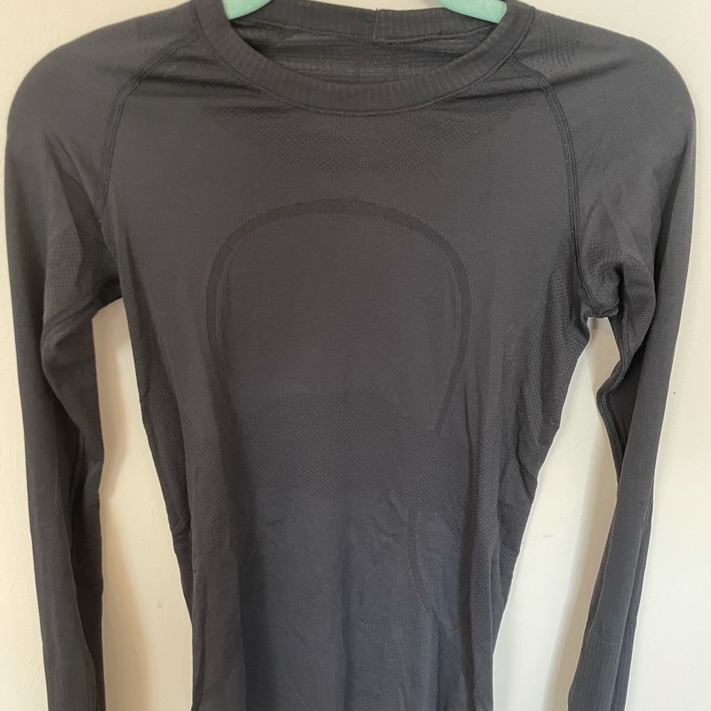 Lulu🍋 Swift Tech Long Sleeve Shirt